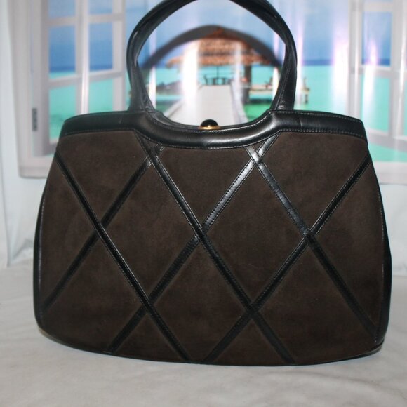 greta Handbags - Vintage Greta Italy Leather Suede Diamond Pattern Onyx Kiss Lock Handbag Purse